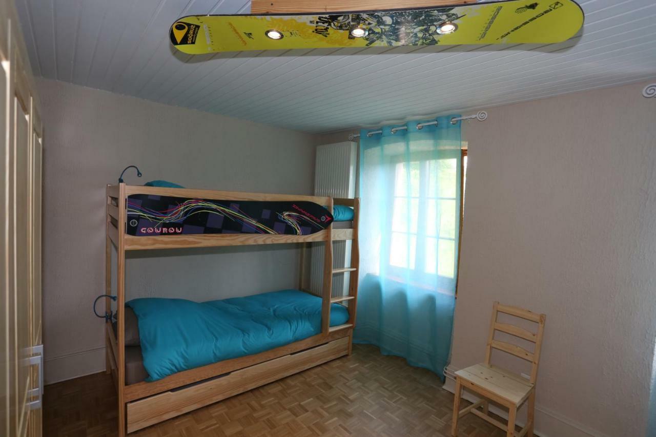 Gite Le Vieux Ruisseau Sauna Et Massages Лапутроа Екстериор снимка